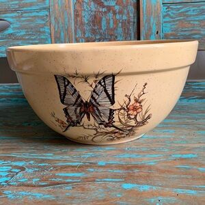 Vintage Treasure Craft Speckled Butterfly Floral Mixing Serving Bowl 2.5 Quarts